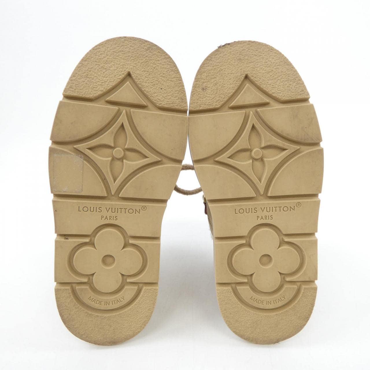 LOUIS VUITTON LV SKI Cortina 滑雪靴