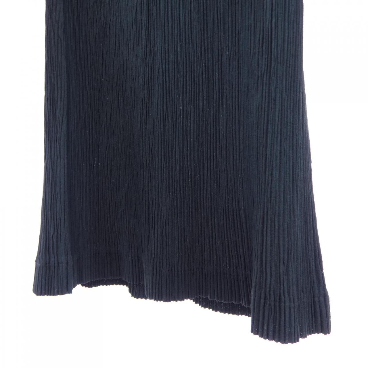 イッセイミヤケ ISSEY MIYAKE IF74FF441 パンツ