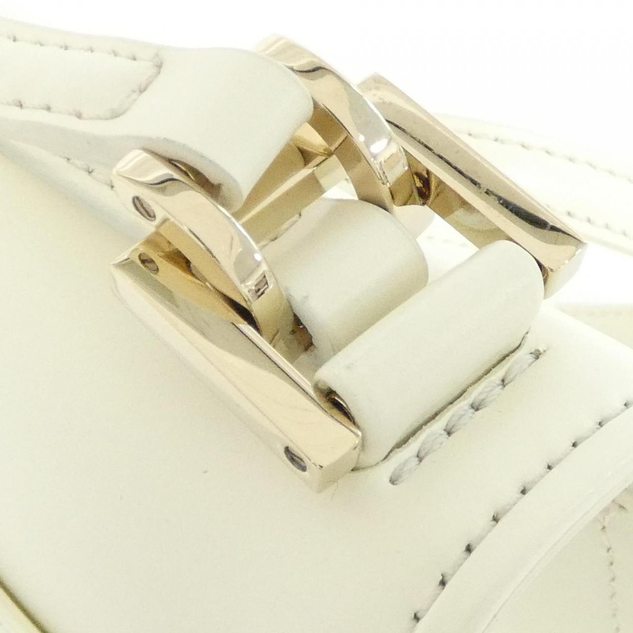 ヴァレンティノガラヴァーニ 2W2B0L51MUS ショルダーバッグ