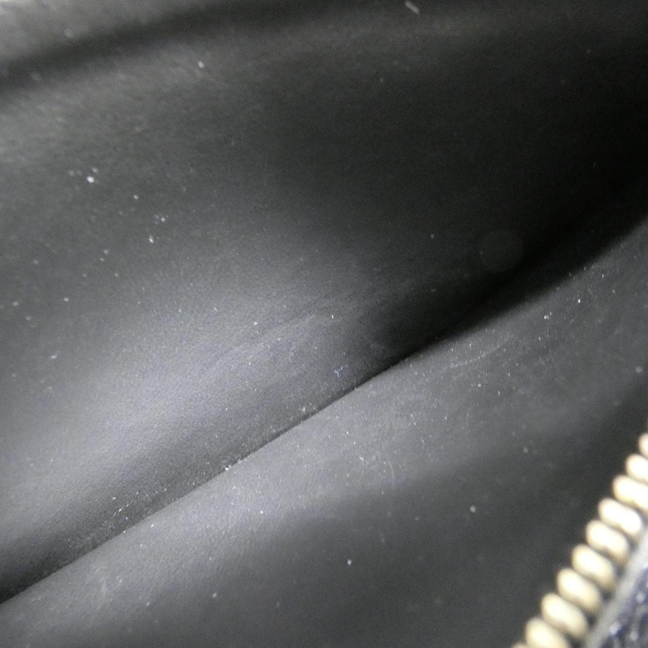 ルイヴィトン モノグラム アンプラント ジッピー ウォレット M61864 財布