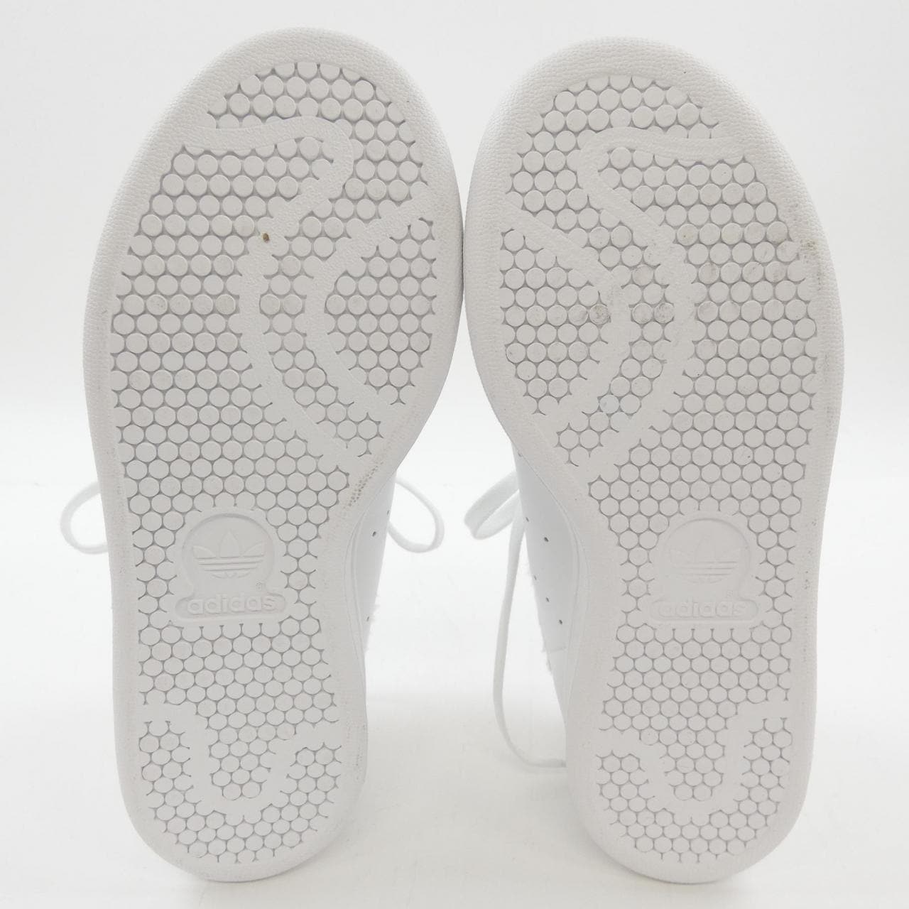アディダス ADIDAS スニーカー