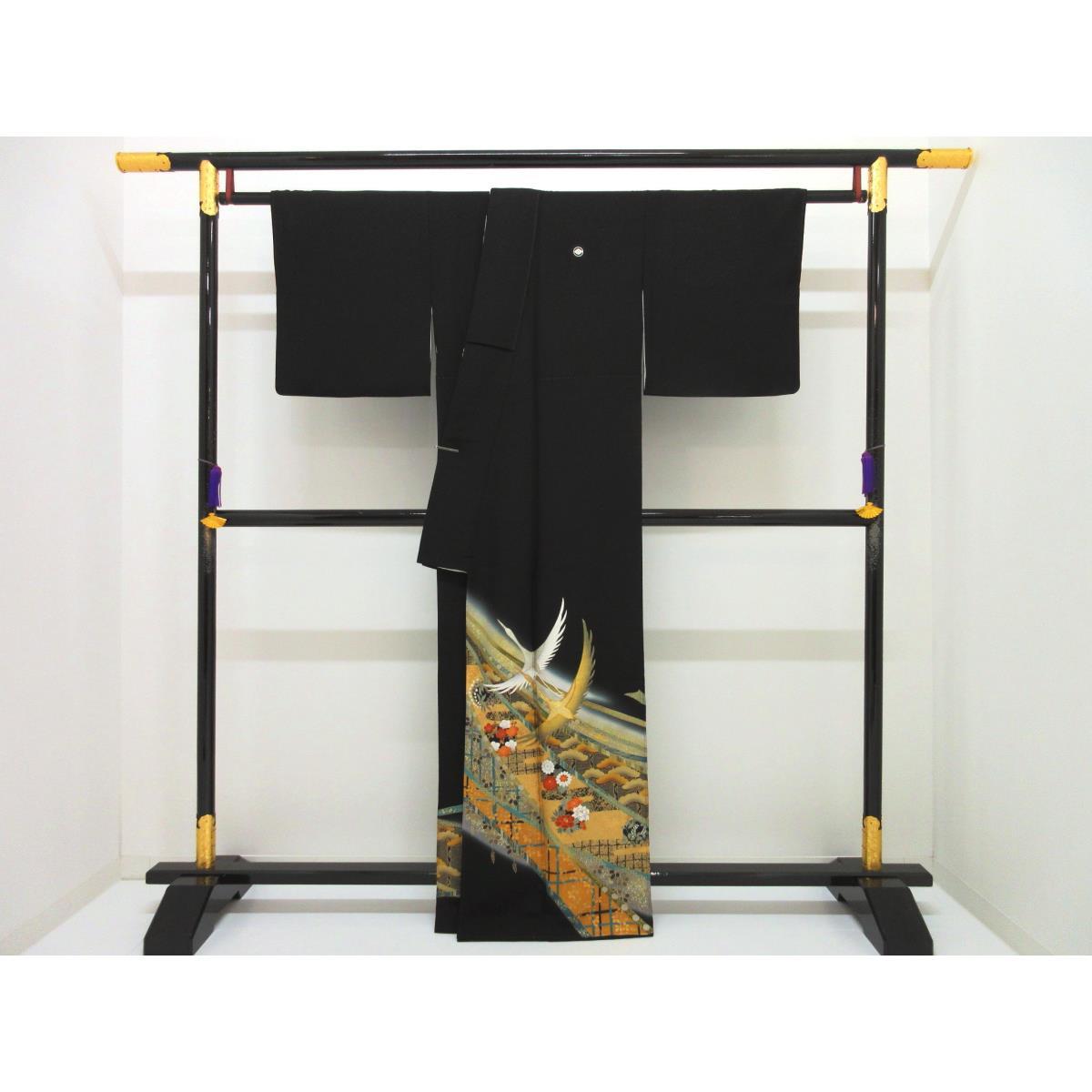 留袖　友禅金彩加工　刺繍入りボカシ染　丸に菊菱