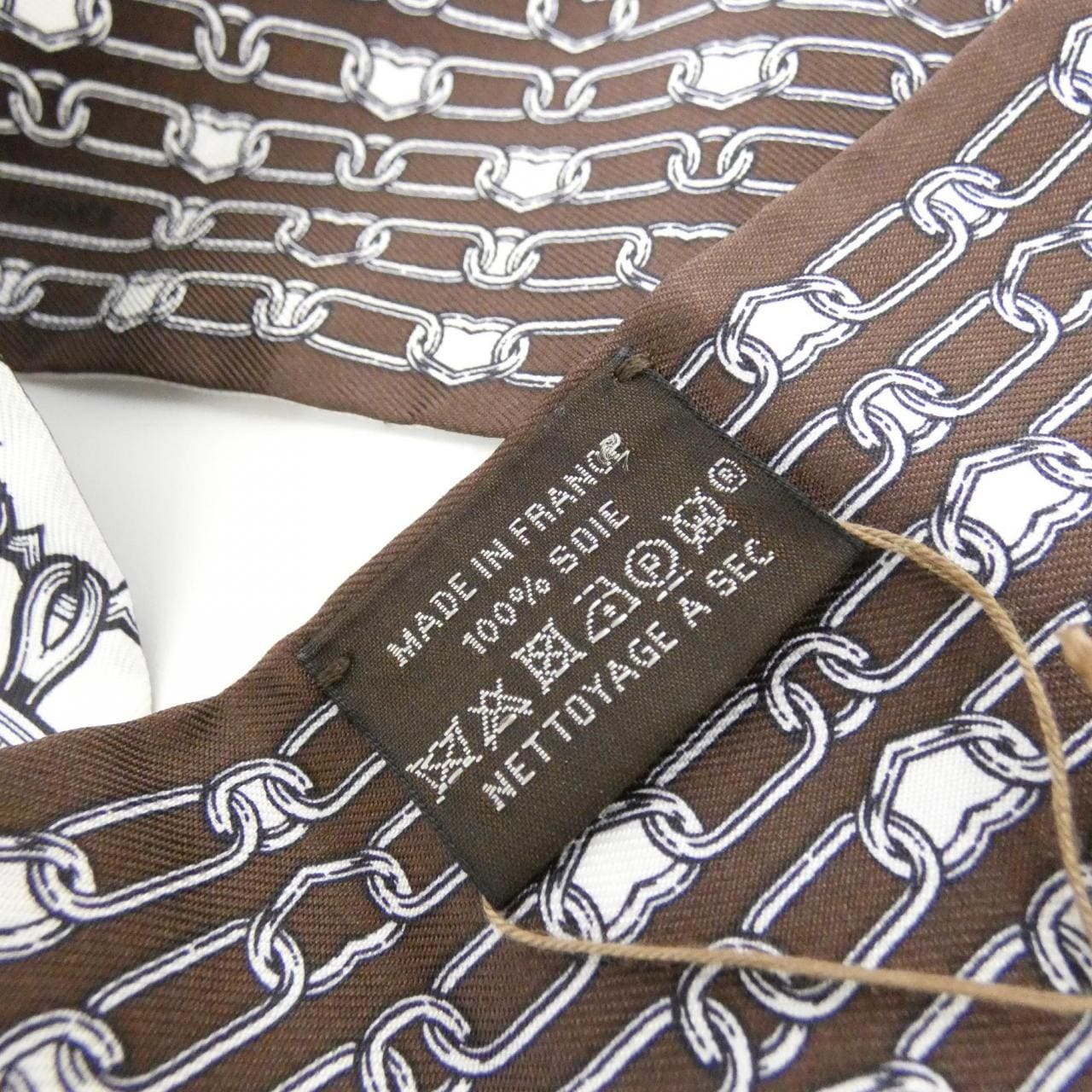 【未使用品】エルメス L'EFFET KALEIDOSCOPE ツイリー 063800S スカーフ