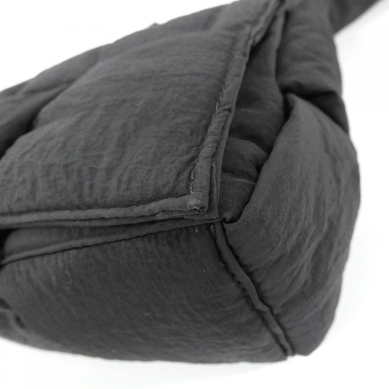 ボッテガヴェネタ 628951 VBO81 ショルダーバッグ