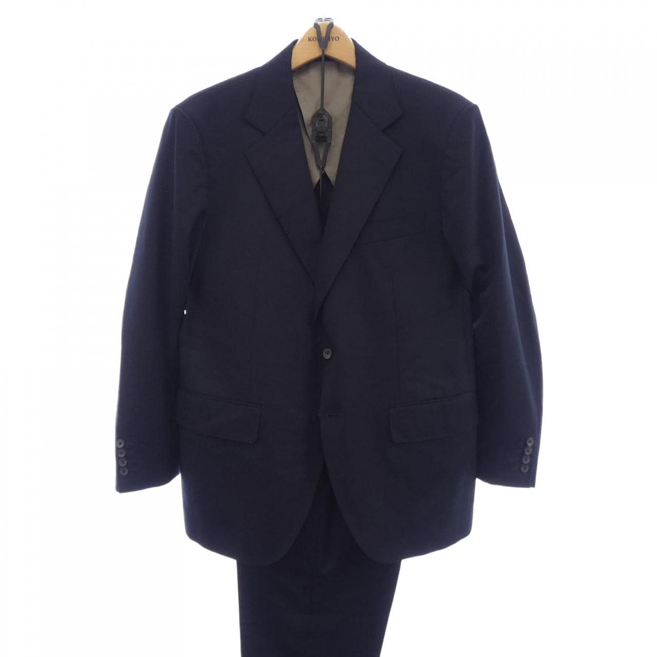 ゴタイリク GOTAIRIKU スーツ