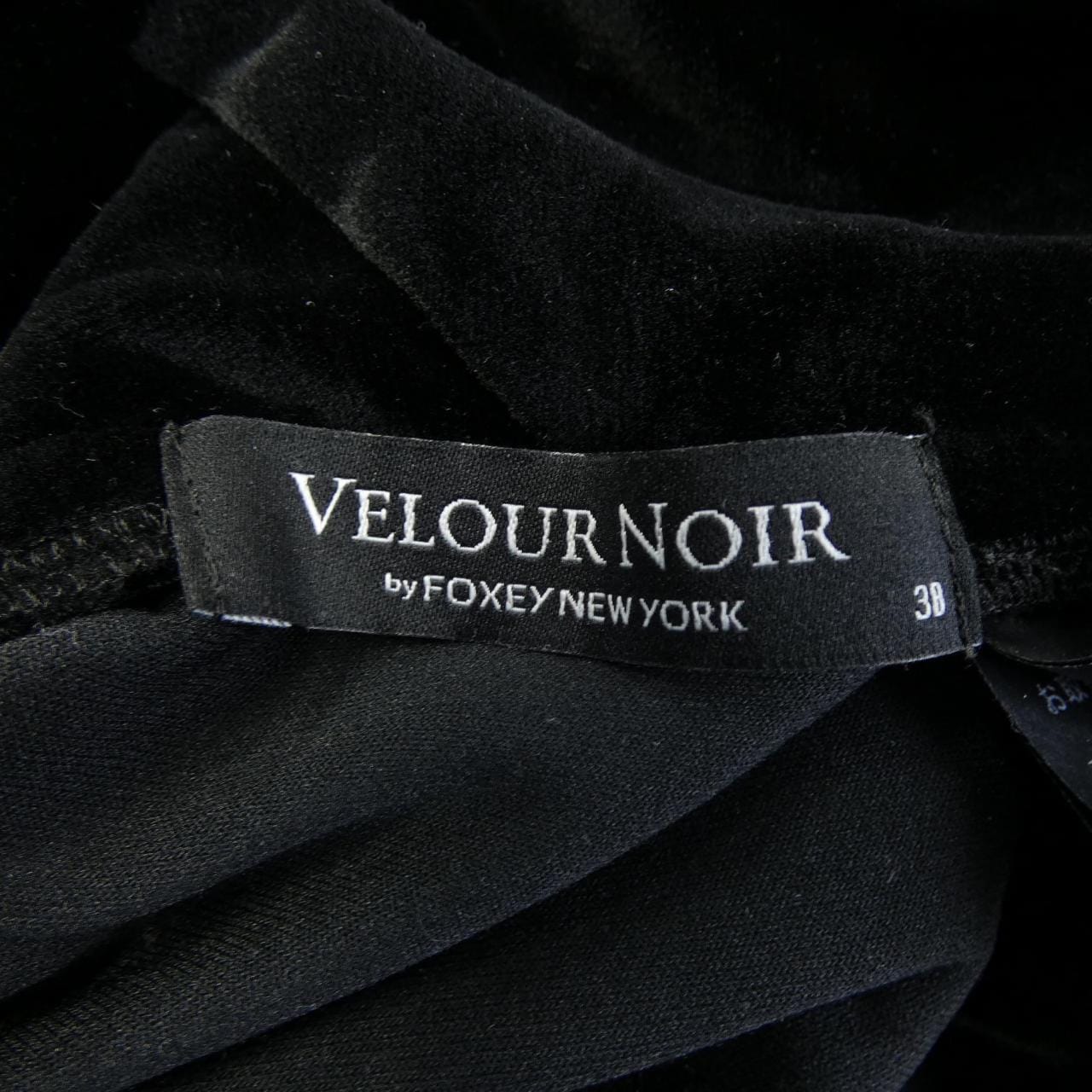 ヴェロアノワール VELOUR NOIR 39496 パーカー