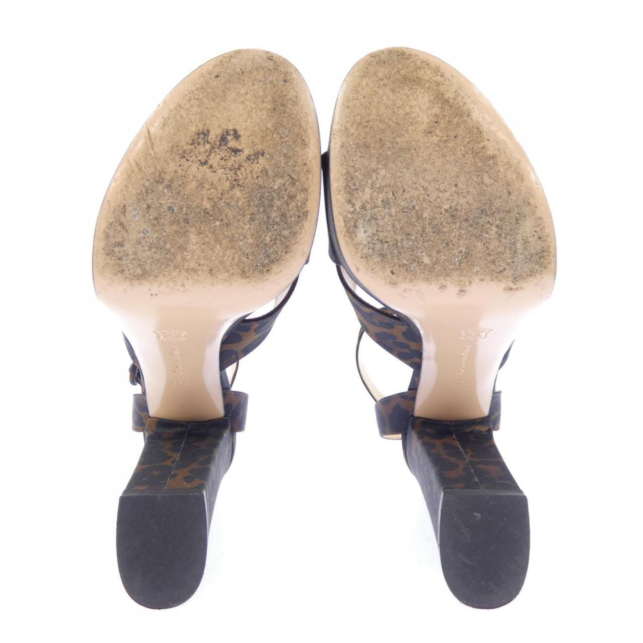 ジャンヴィトロッシ GIANVITO ROSSI サンダル