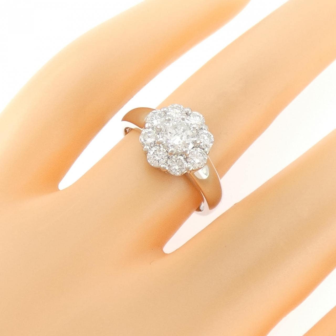 PT900 フラワー ダイヤモンド リング 1.12CT