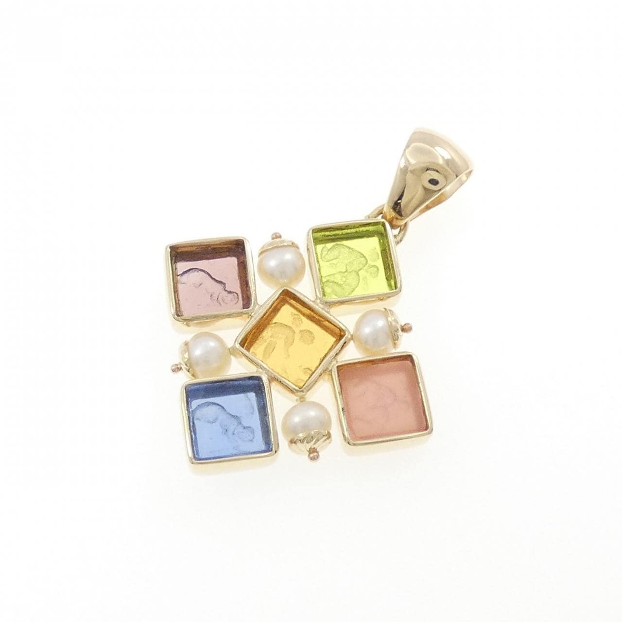 タリアモンテ 淡水パール ペンダント