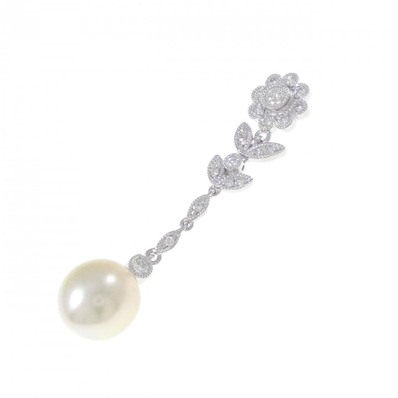 K18WG フラワー 白蝶パール ペンダント 10.5mm