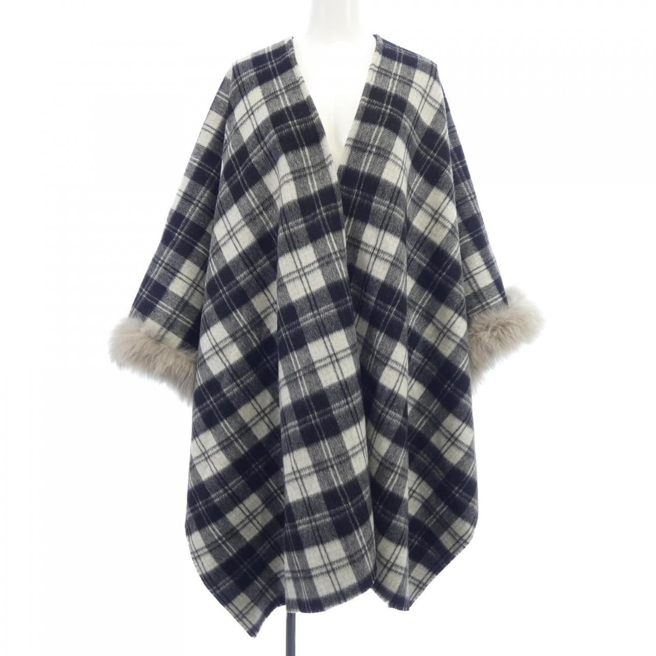 グレースコンチネンタル GRACE CONTINENTAL 1848　4501 ポンチョ