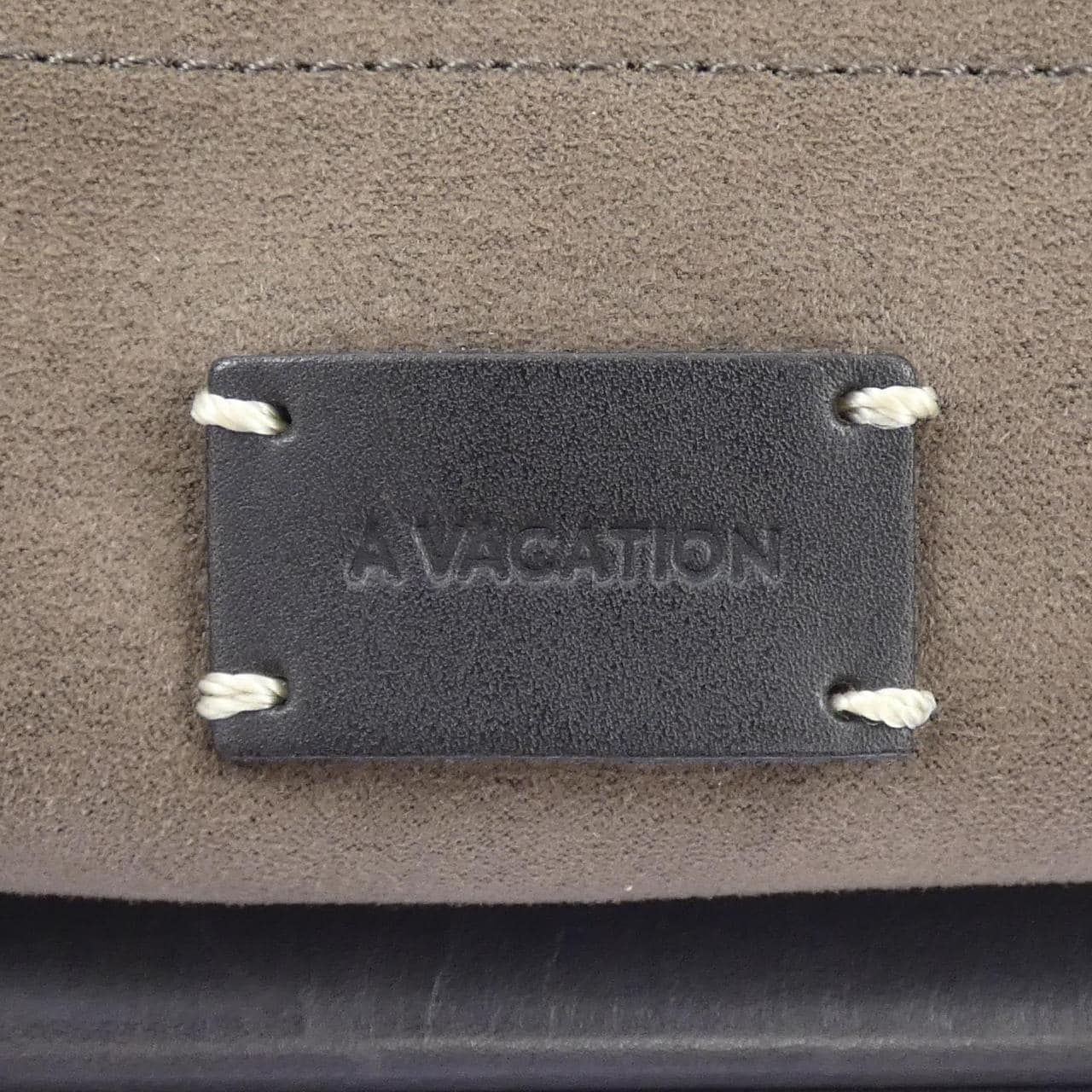 アヴァケーション A VACATION BAG
