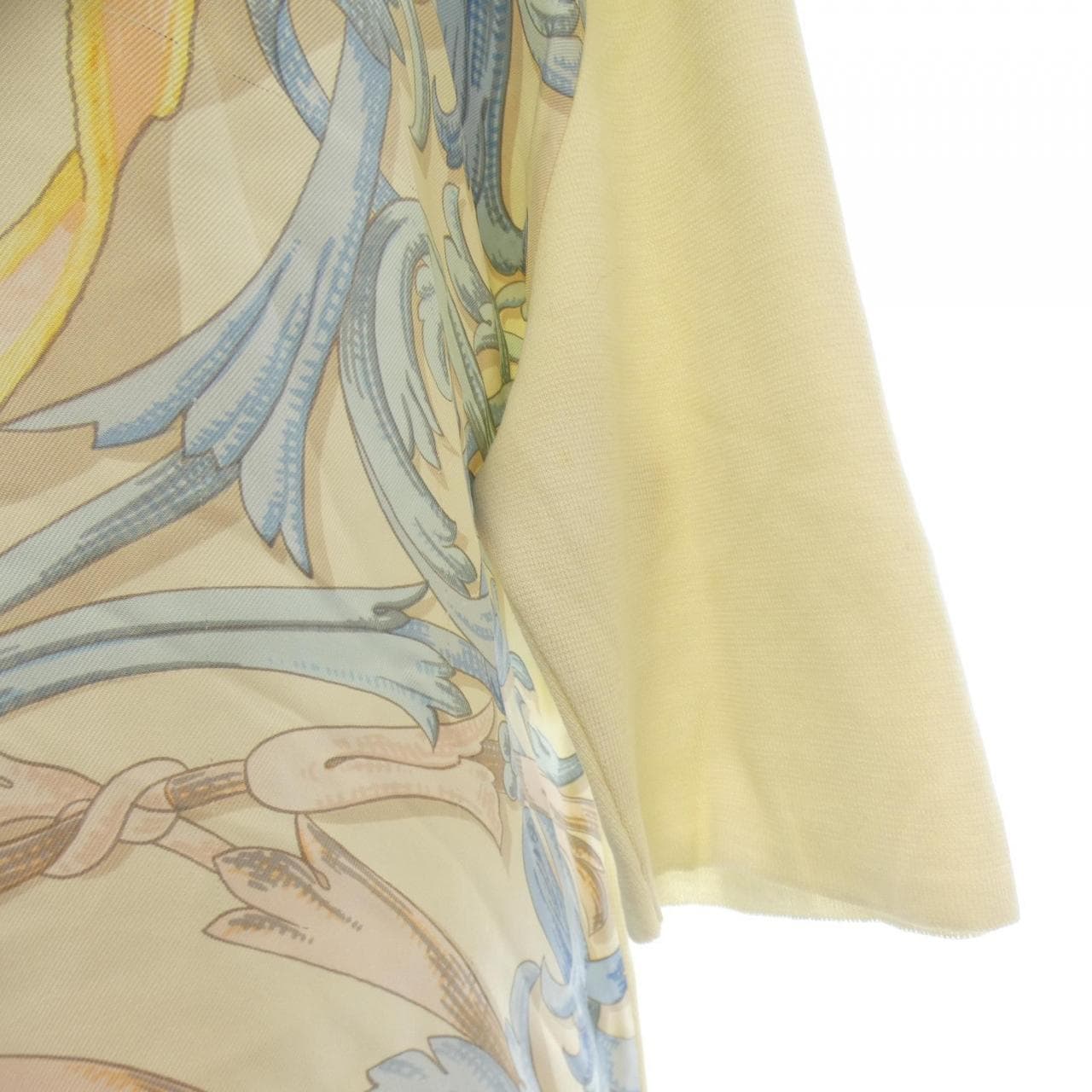 エルメス HERMES トップス