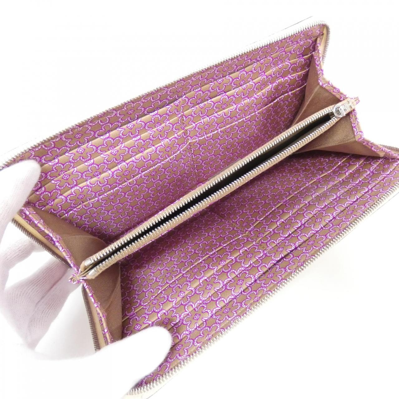 エルメス LUCKY DAISY シルク イン クラシック 083822CK 財布