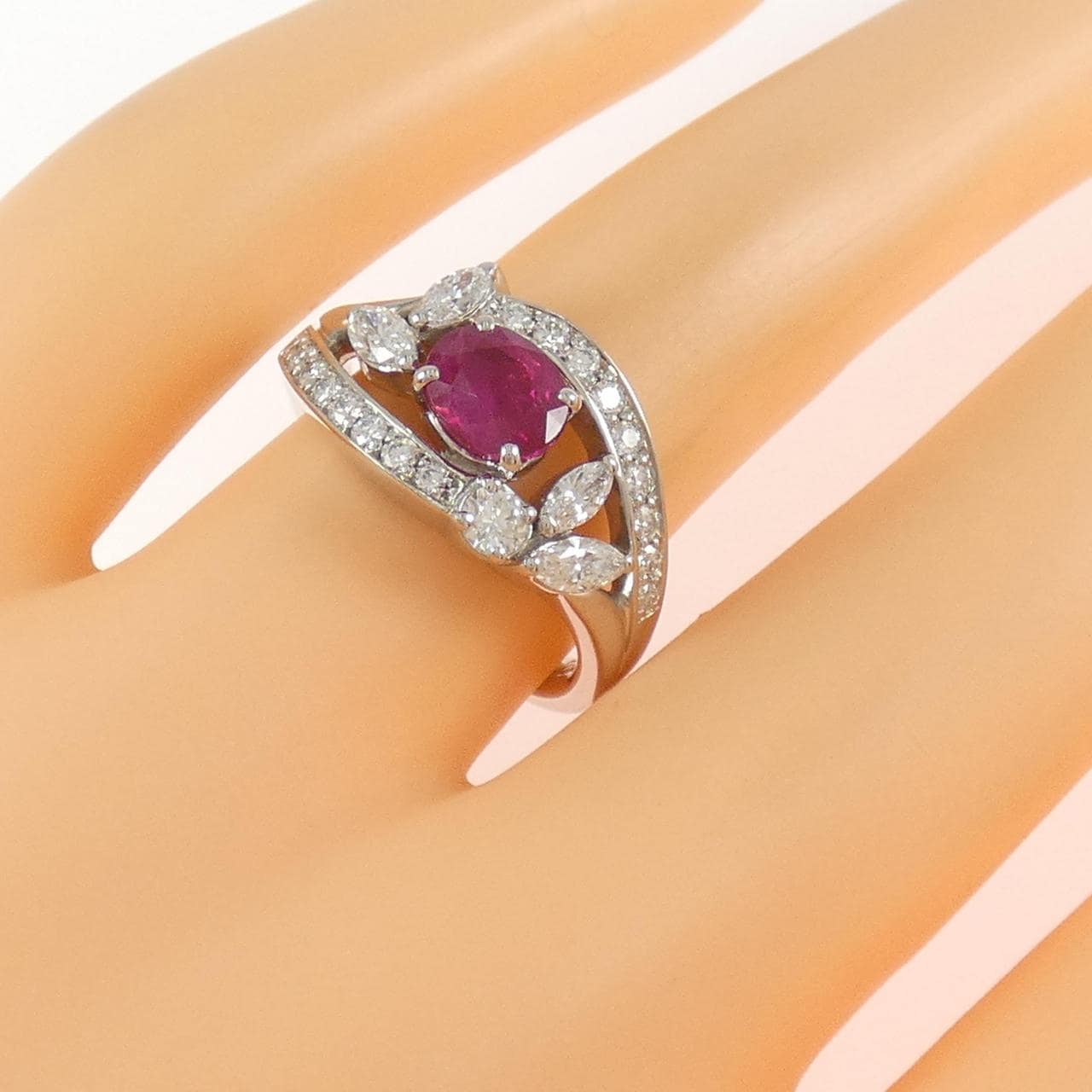 PT900 ルビー リング 1.09CT