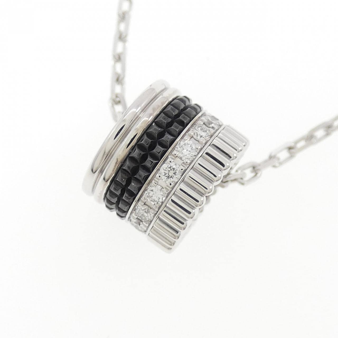 ブシュロン キャトル ブラック ラージ ネックレス