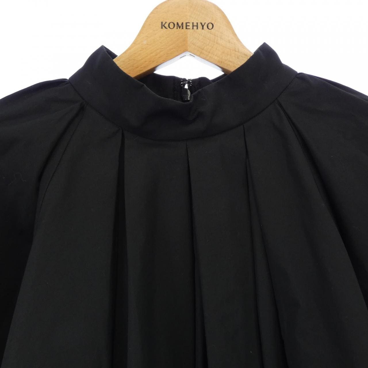 ウィムガゼット WHIM GAZETTE トップス