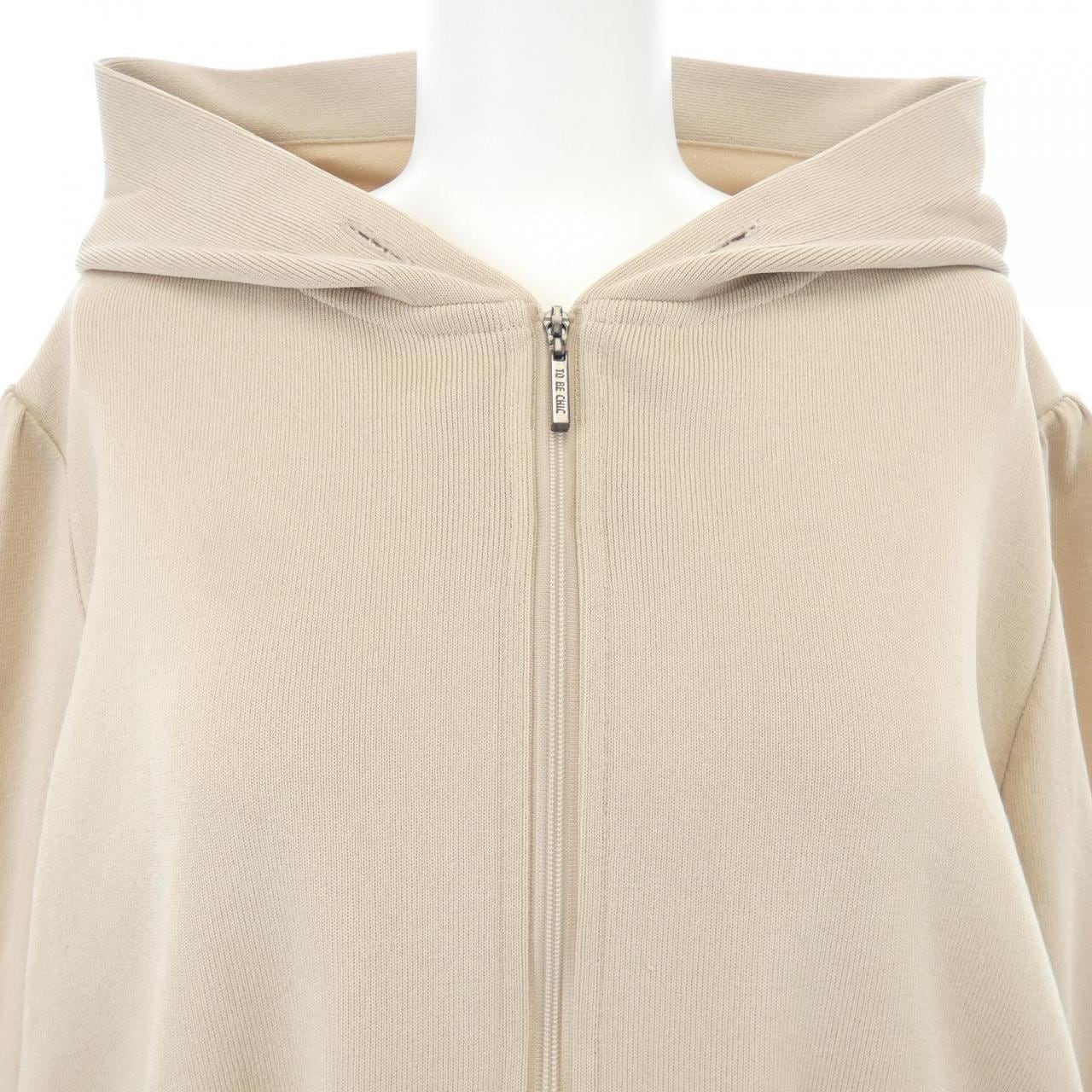 トゥービーシック TO BE CHIC パーカー