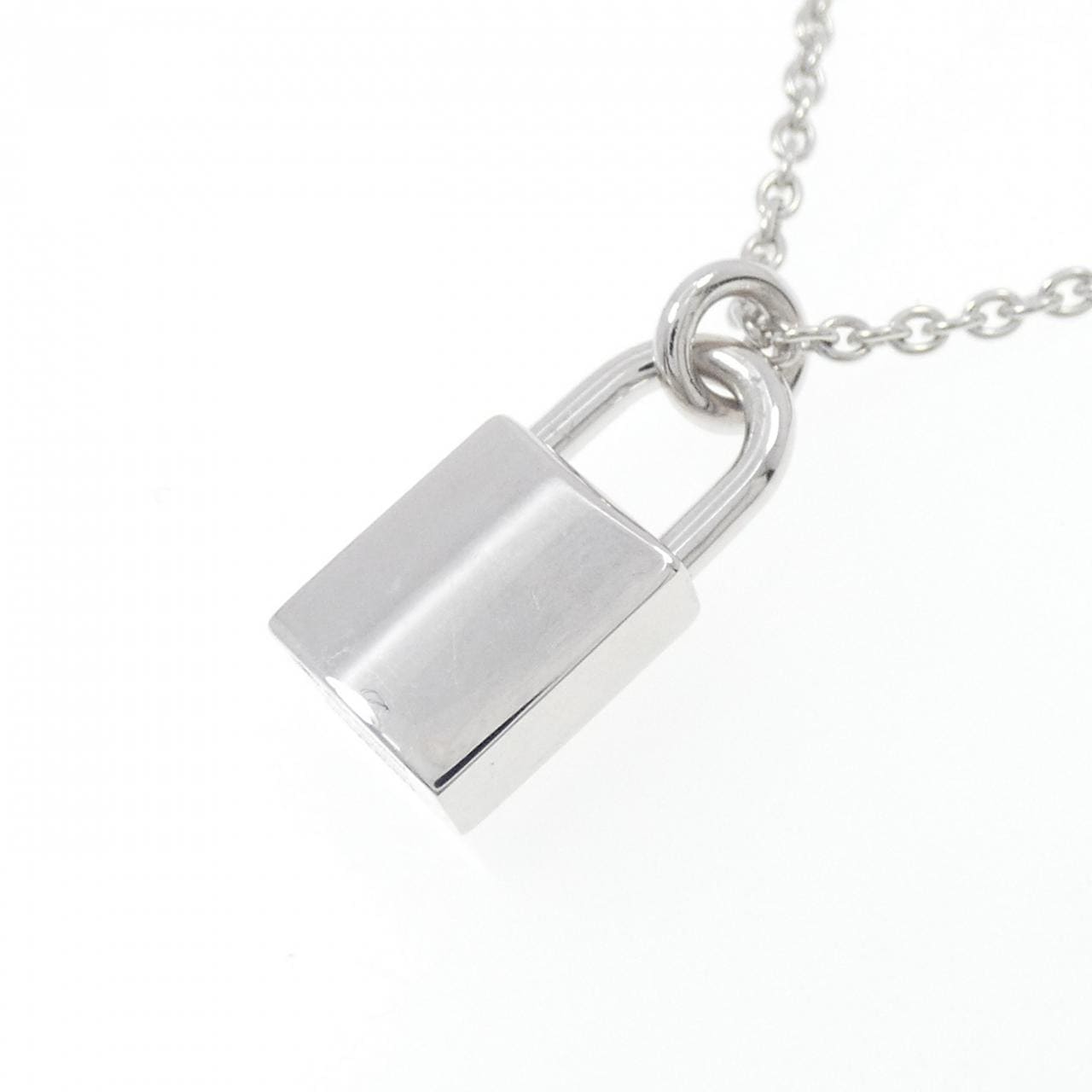HERMES amulettes cadena necklace