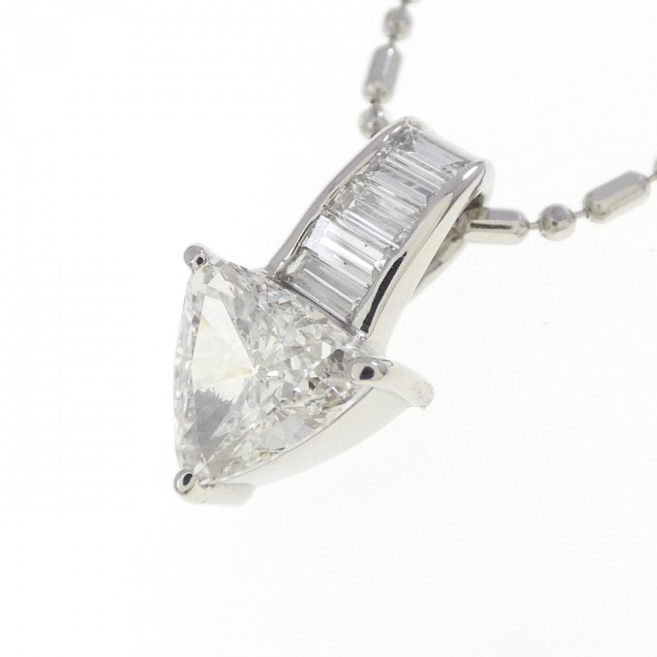 PT900/PT850 ダイヤモンド ネックレス 0.741CT H SI1 ファンシーカット