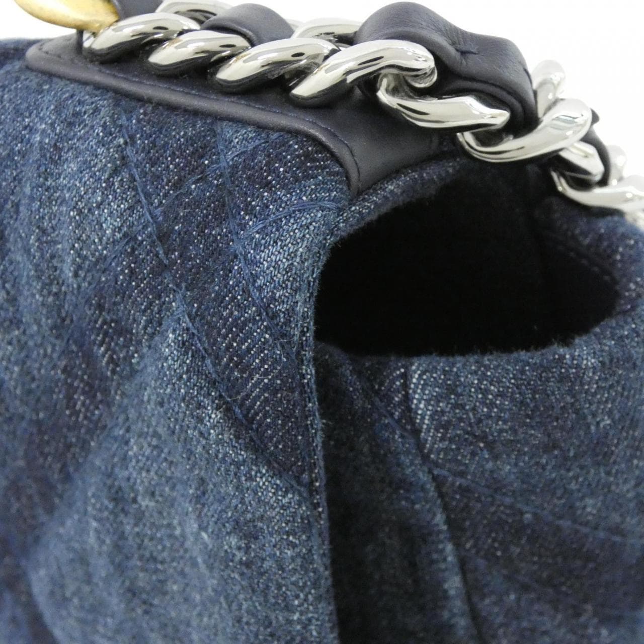 シャネル シャネル19 ライン AS1161 ショルダーバッグ