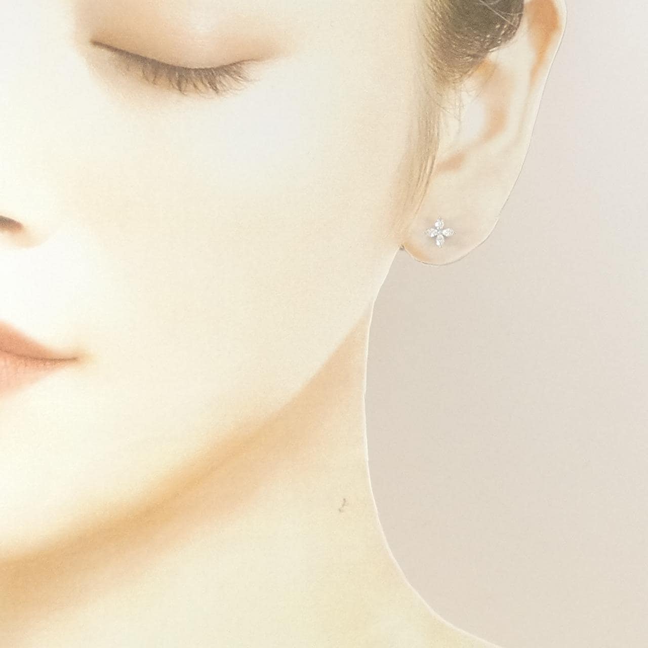 ティファニー ビクトリア スモール ピアス
