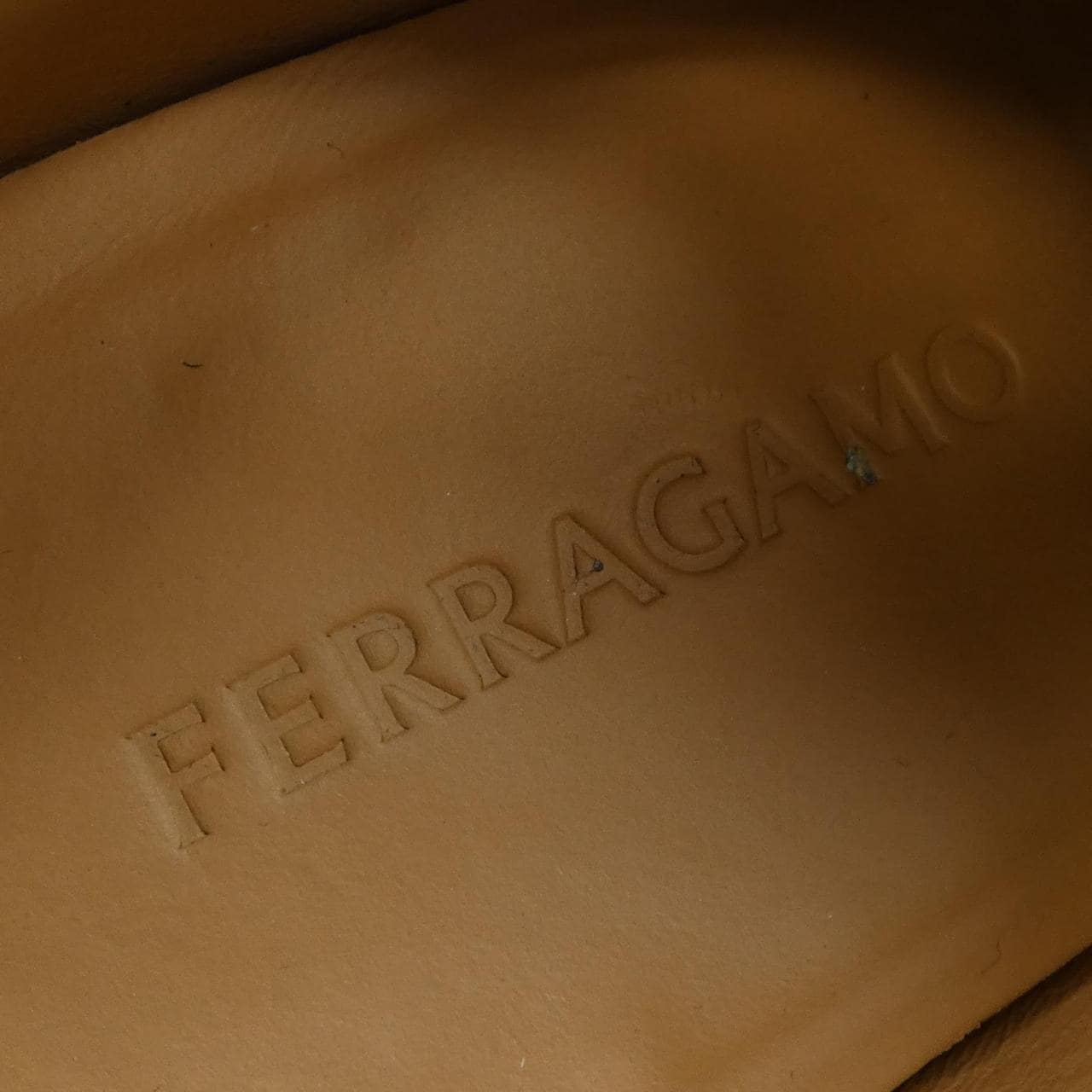 FERRAGAMO鞋