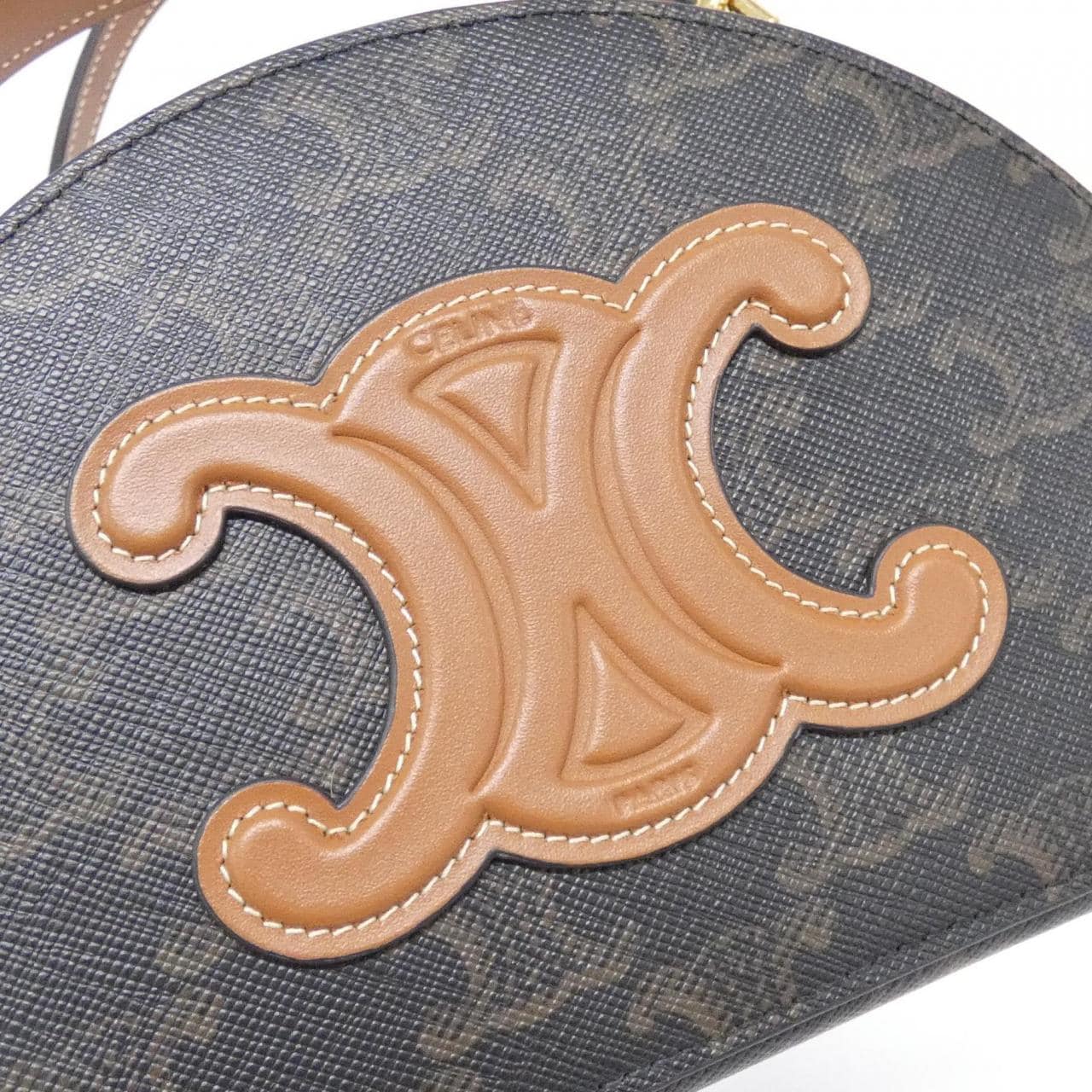 セリーヌ ハーフ ムーン ケース 10K642ECM バッグ