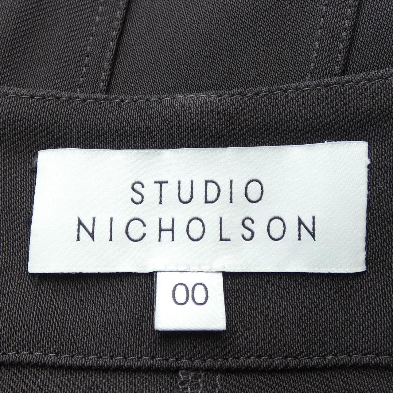 nicolson工作室STUDIO NICHOLSON裙子