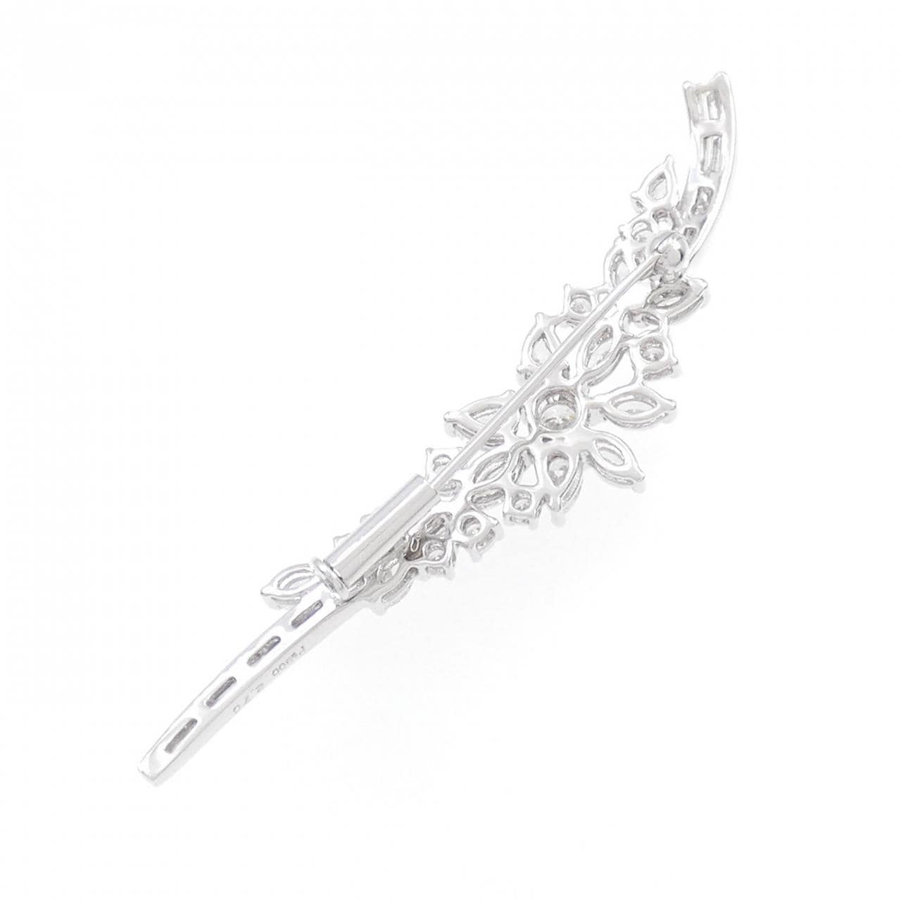 PT/K14WG Diamond Brooch 2.70CT