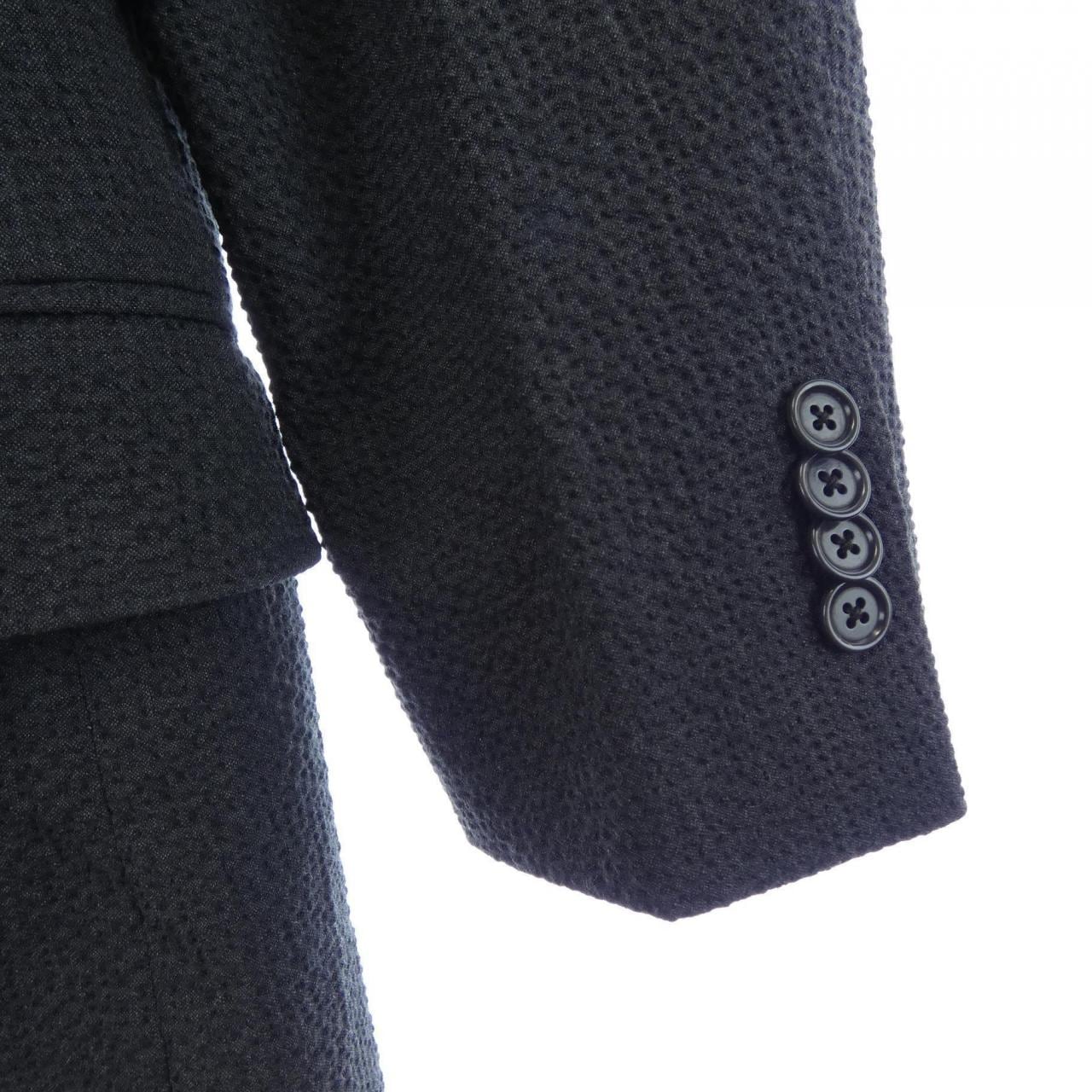 ソブリン sovereign スーツ