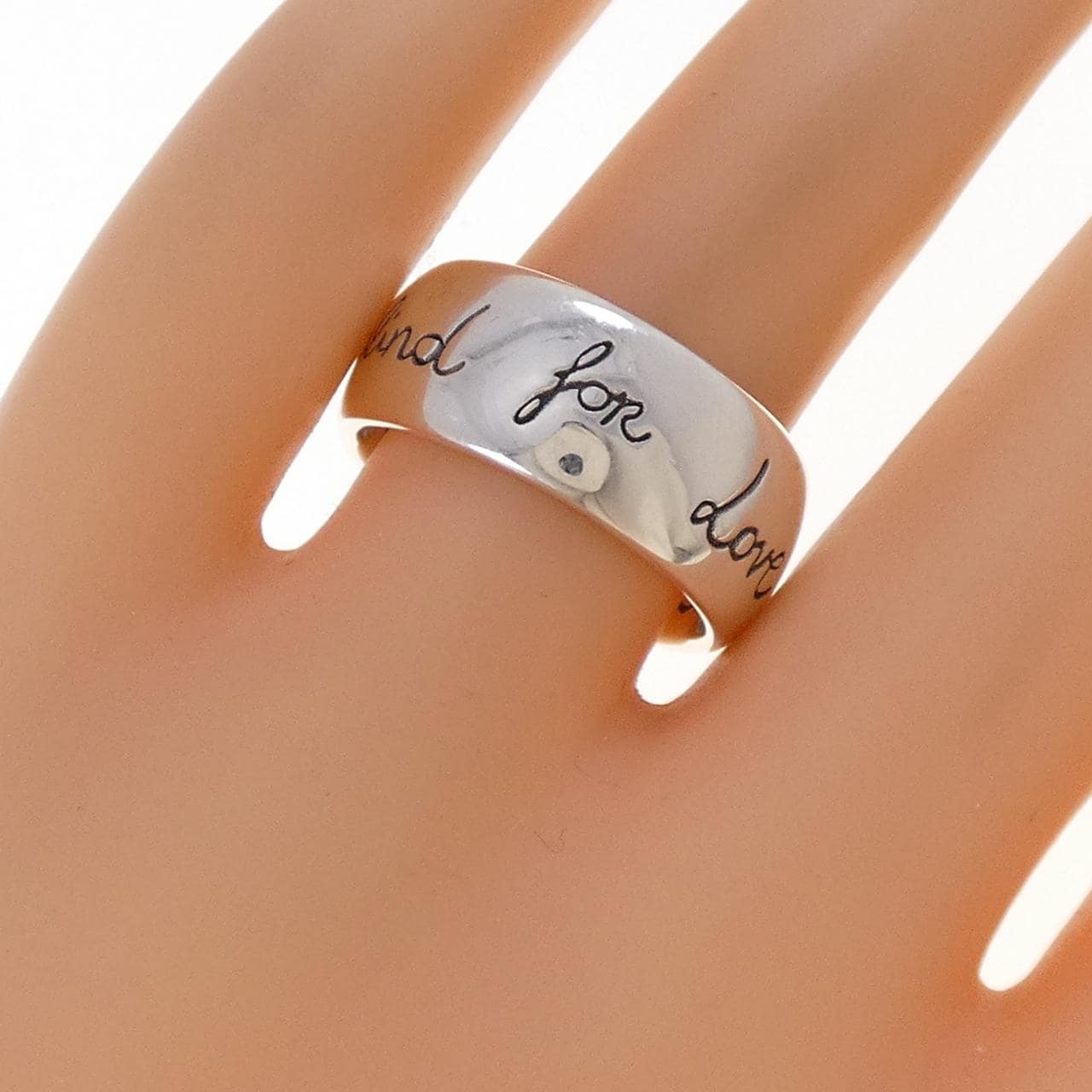 グッチ ブラインドフォーラブ リング