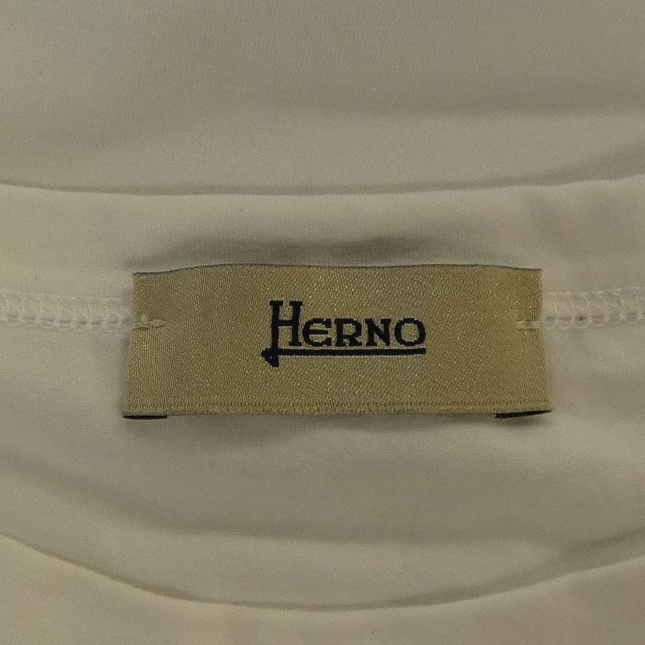 ヘルノ Herno JG000185D Tシャツ