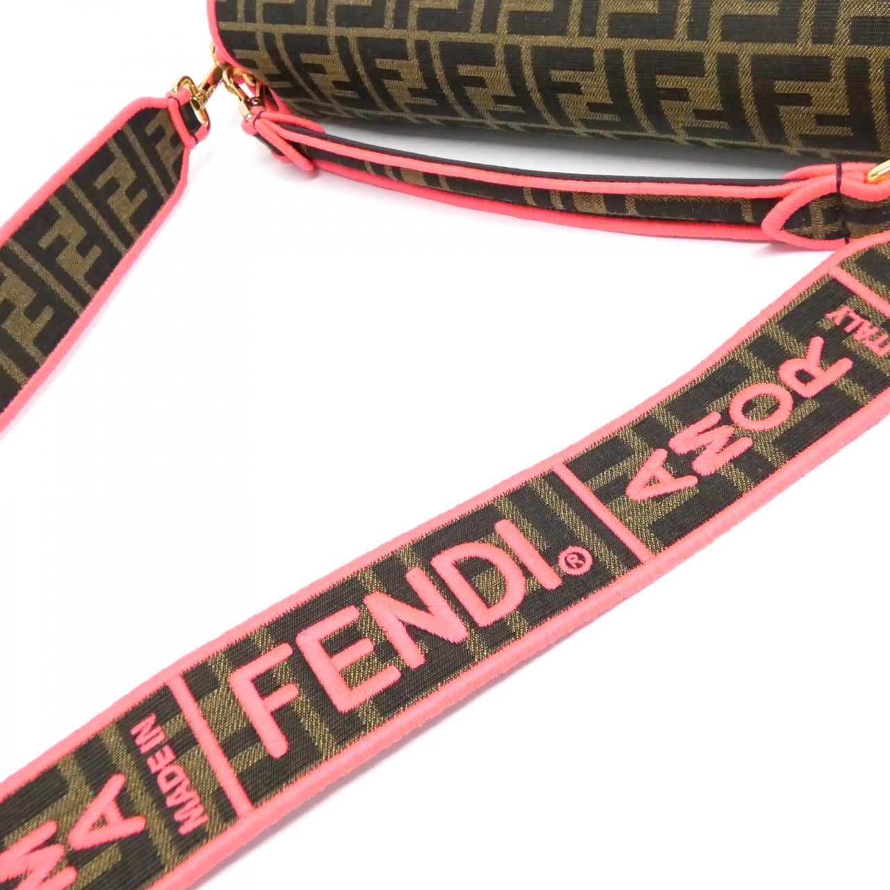 FENDI Baguette 大 8BR771 A6V5 包