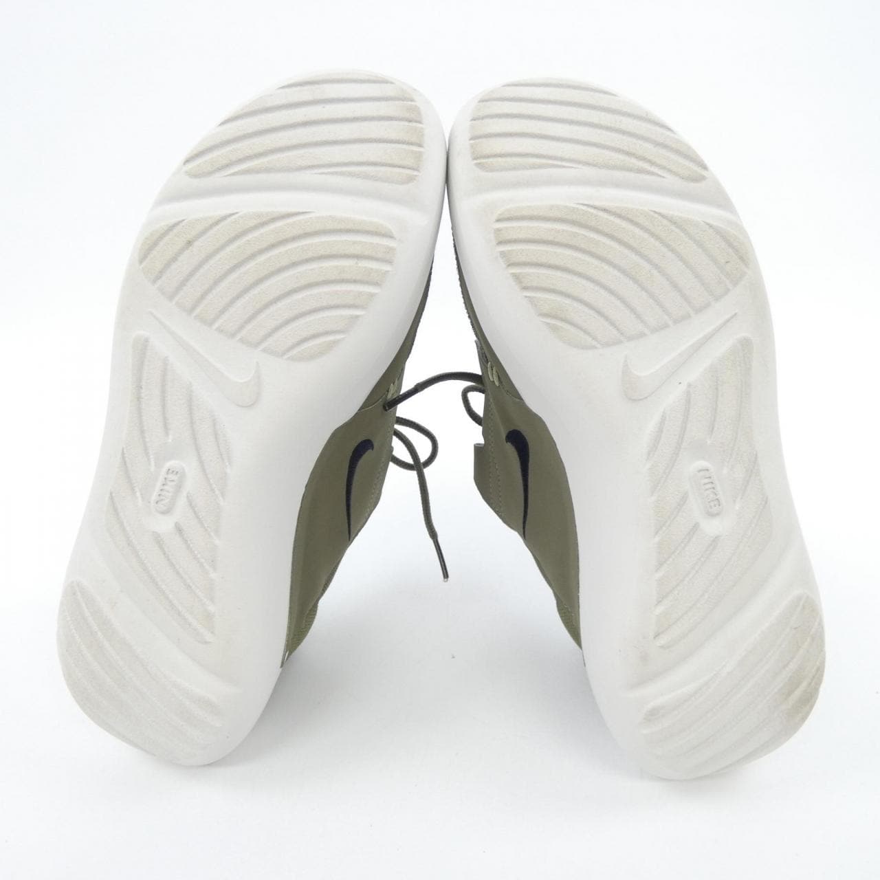 ナイキ NIKE スニーカー