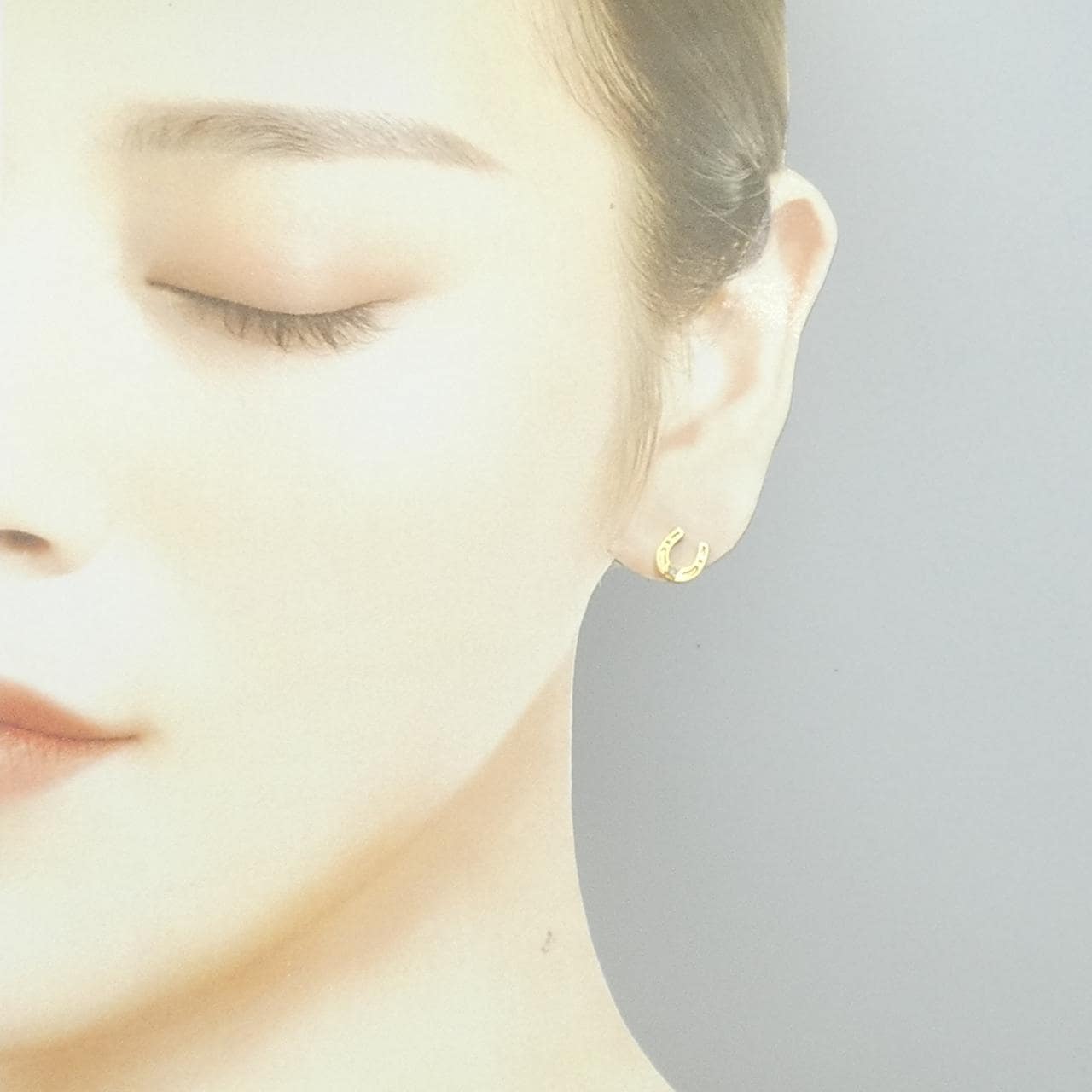 エテ ダイヤモンド ピアス 0.02CT