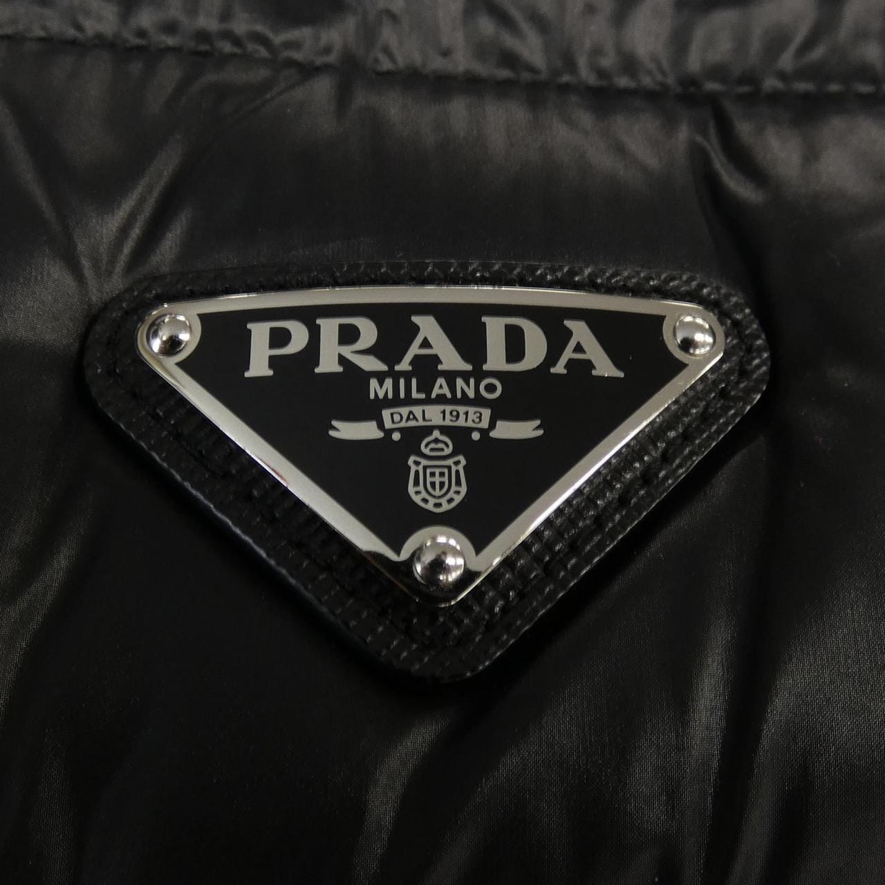 プラダ PRADA SGB628 ダウンベスト
