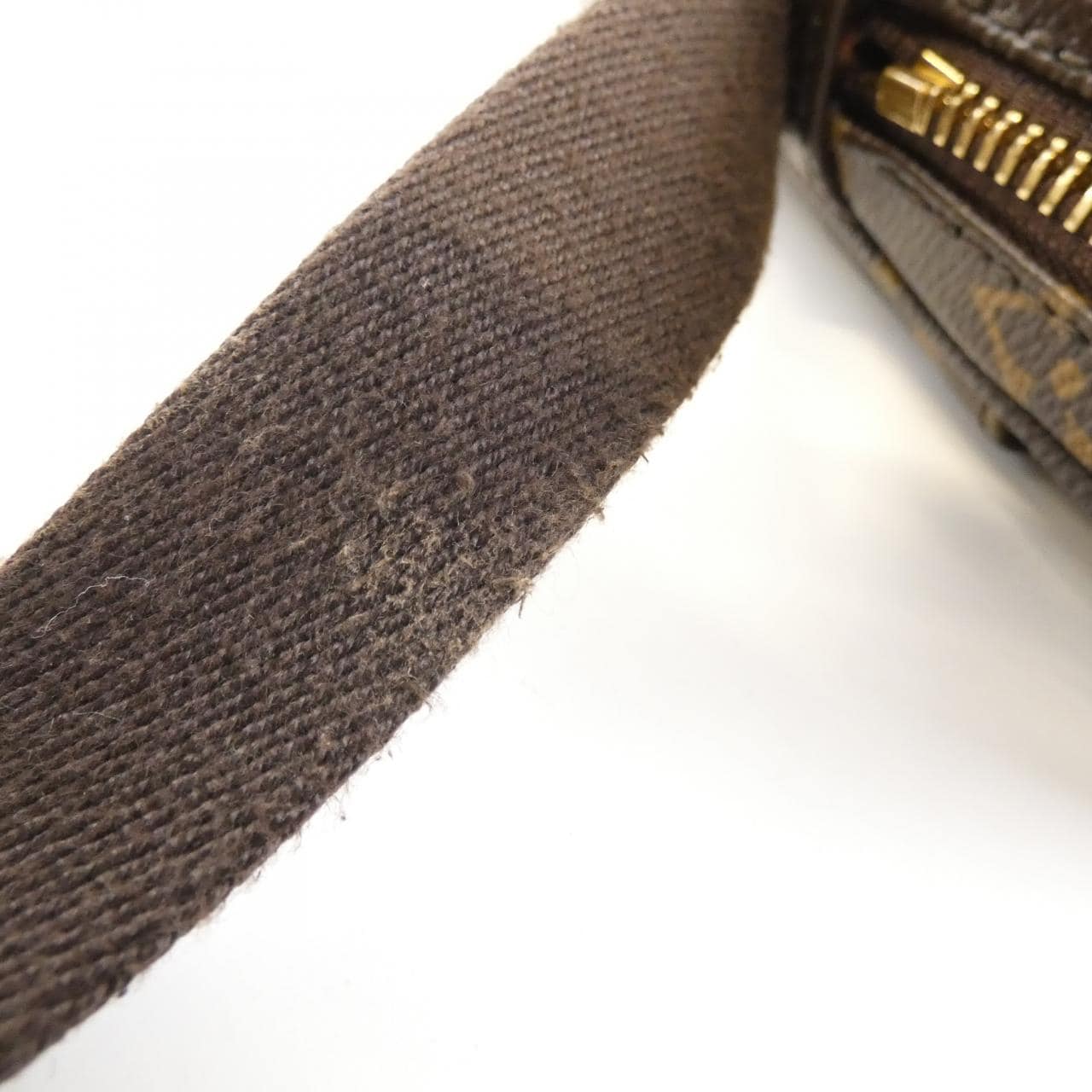 LOUIS VUITTON Monogram M97037 單肩包