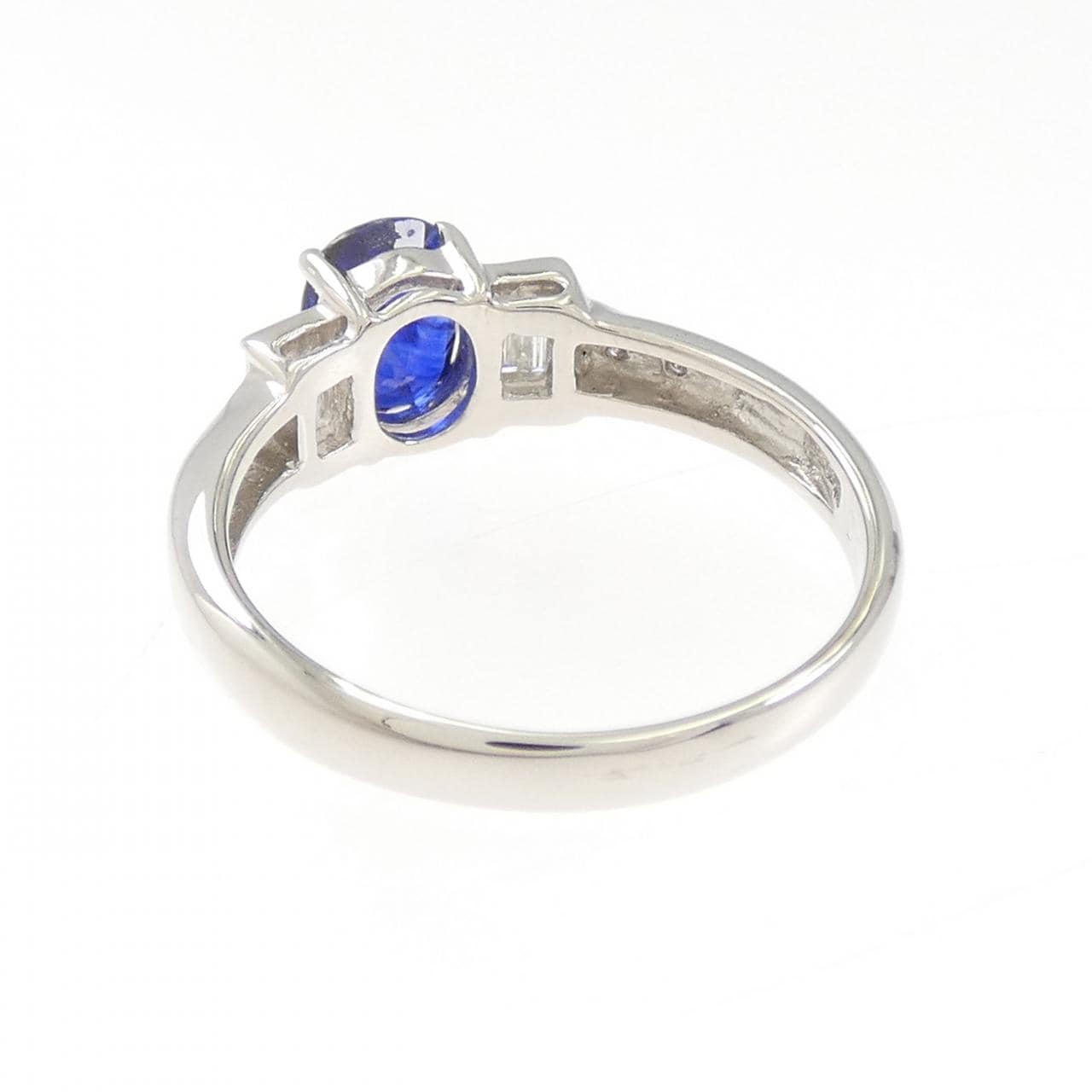 PT900 サファイヤ リング 1.05CT