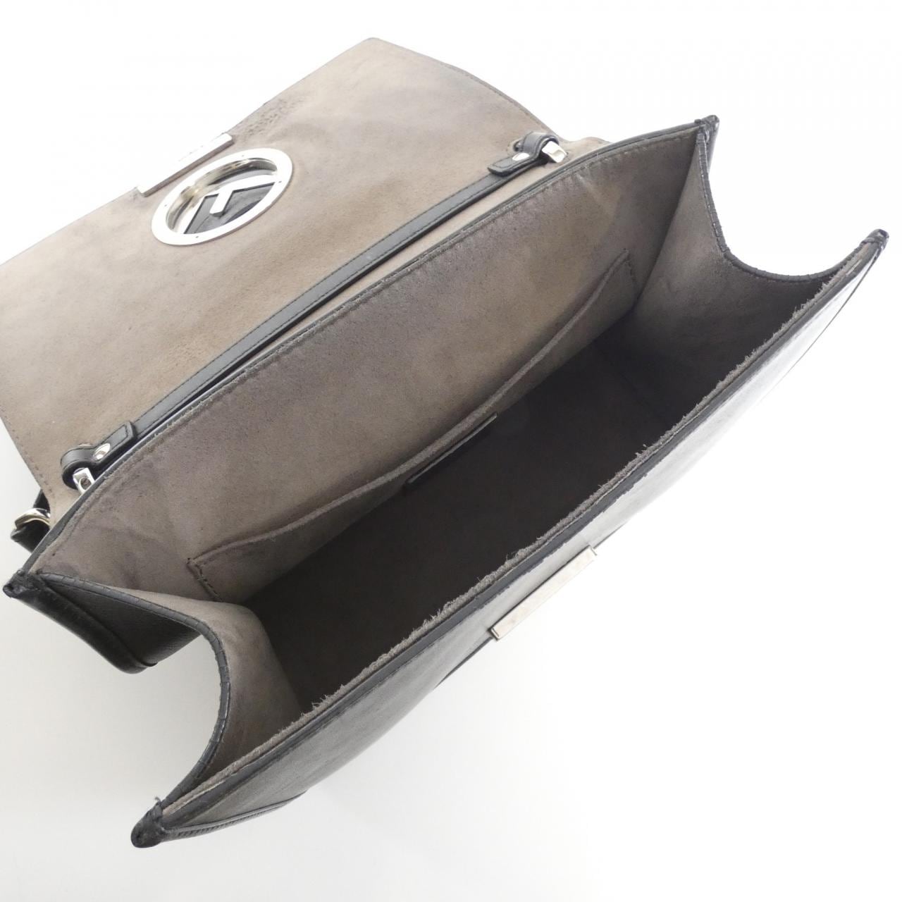 フェンディ キャナイ エフ 8BT284 2IH ショルダーバッグ