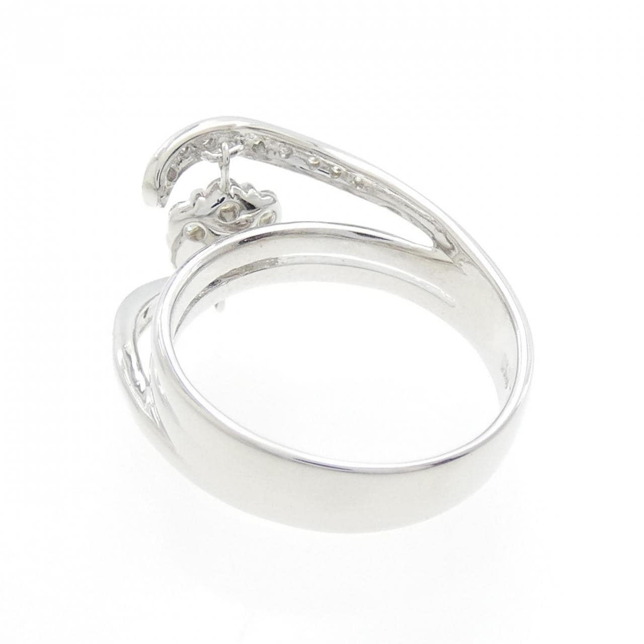 K18WG フラワー ダイヤモンド リング 0.32CT