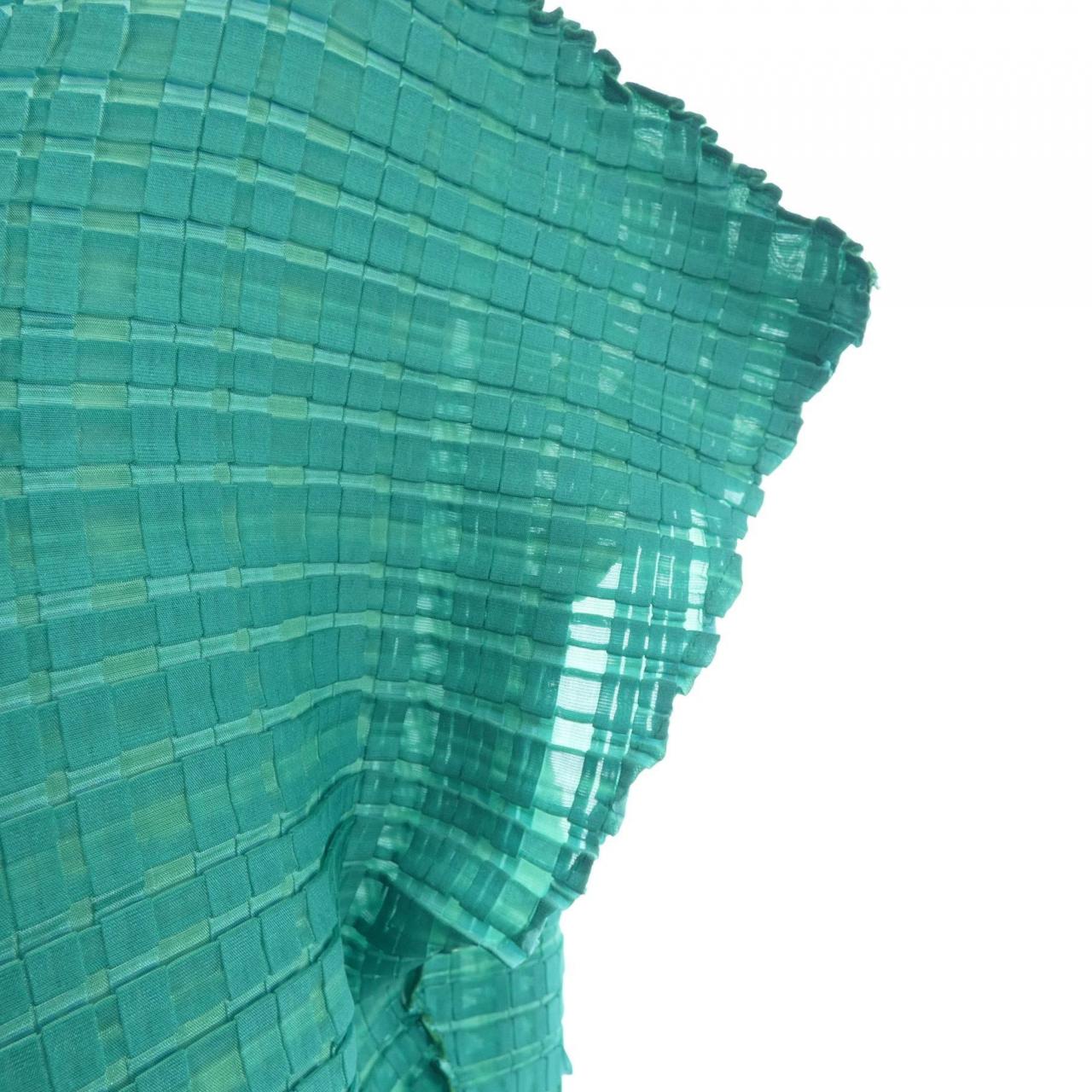 イッセイミヤケ ISSEY MIYAKE IM72FJ626 トップス