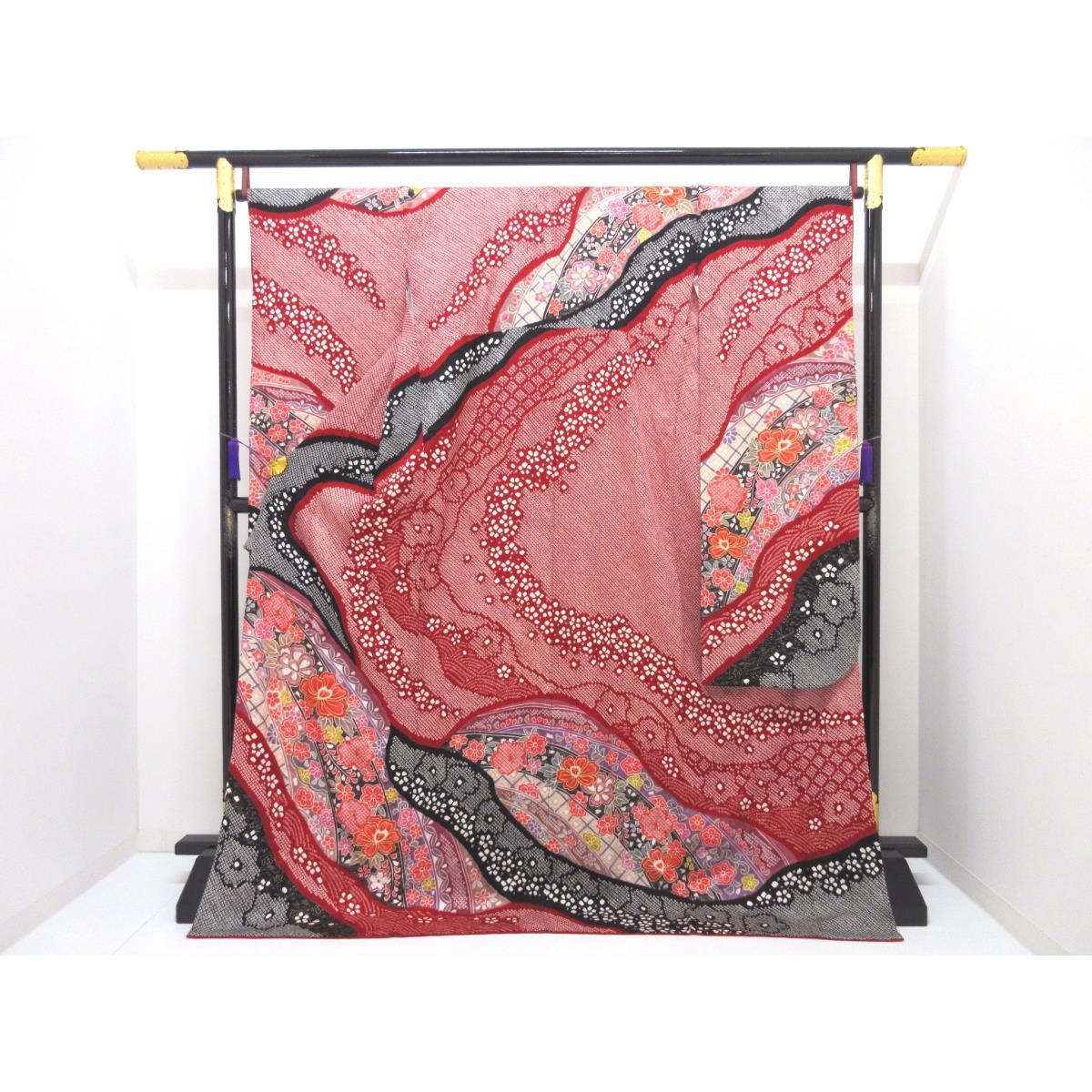 振袖　友禅金彩加工　刺繍入り絞り加工