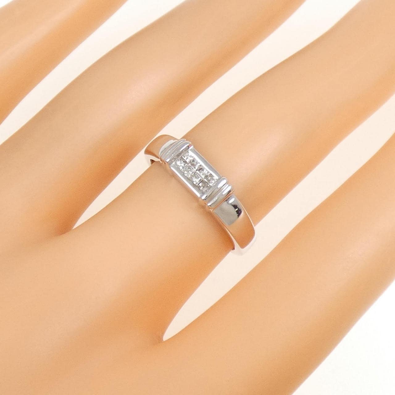 K18WG ダイヤモンド リング 0.15CT