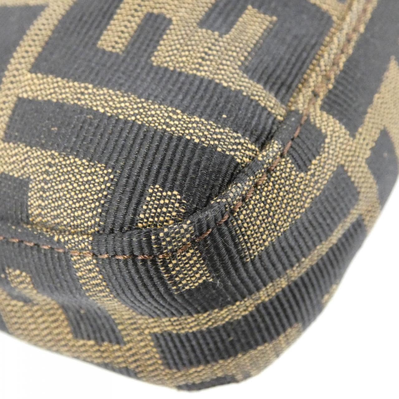 【ヴィンテージ】フェンディ バゲット 26424 ショルダーバッグ