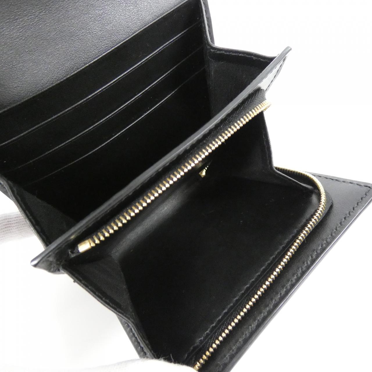 グッチ 723799 UM8IG 財布