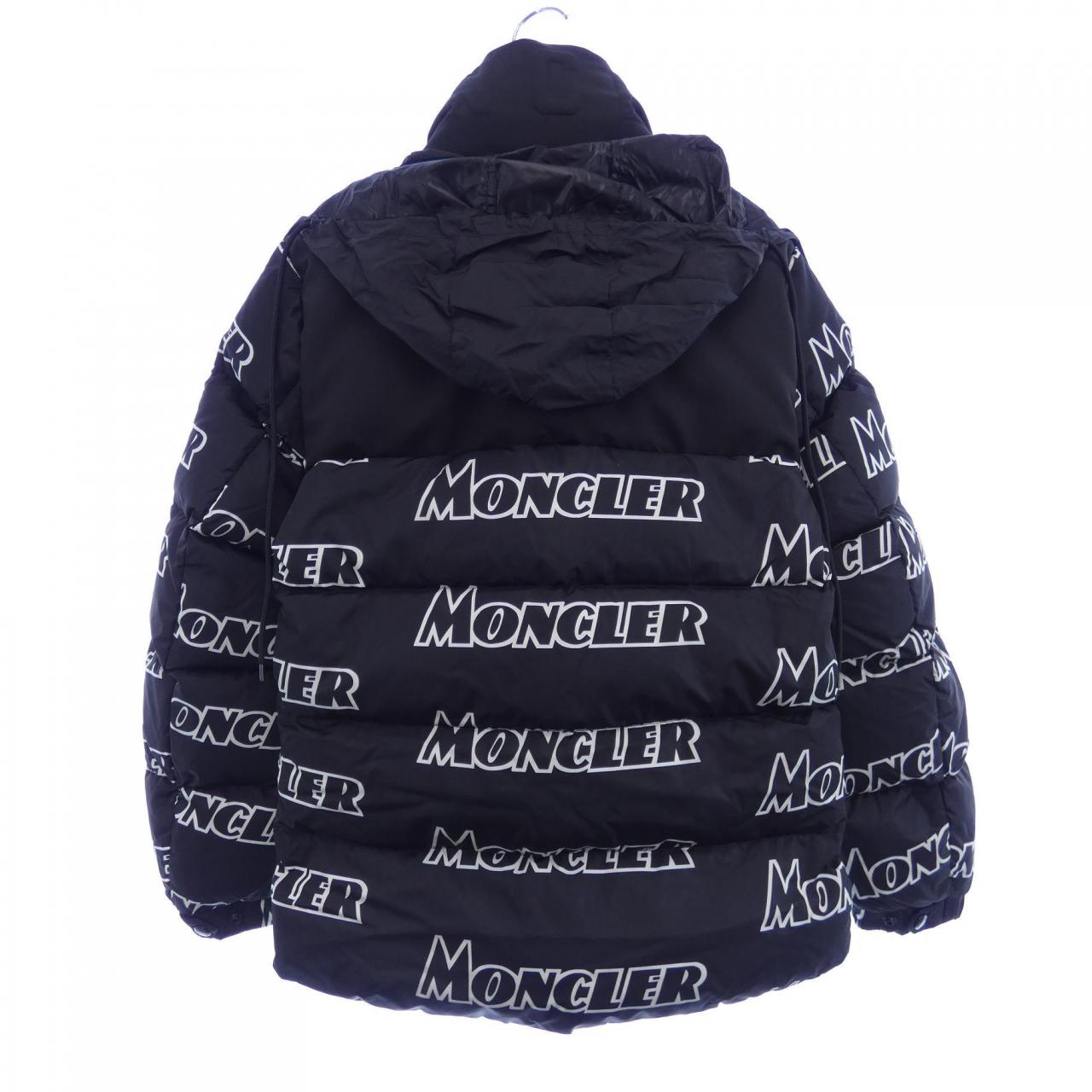 モンクレール MONCLER ダウンジャケット
