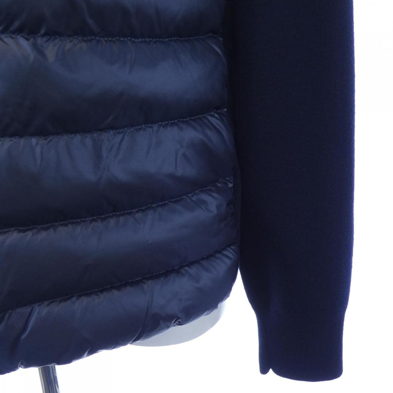 【新品】モンクレール MONCLER K20939B00023 ダウンジャケット