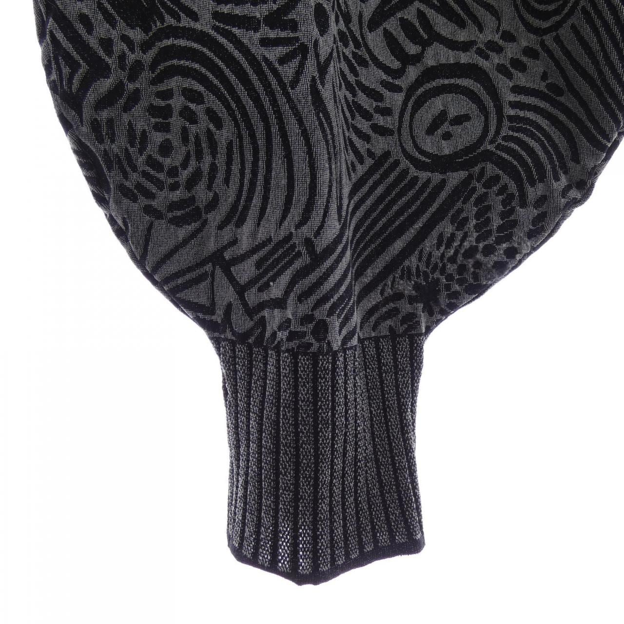 百褶百褶PLEATS PLEASE PP43KF943褲