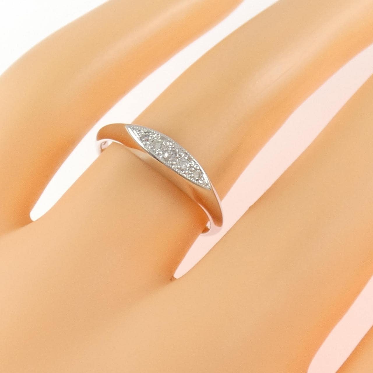 アガット ダイヤモンド リング 0.06CT